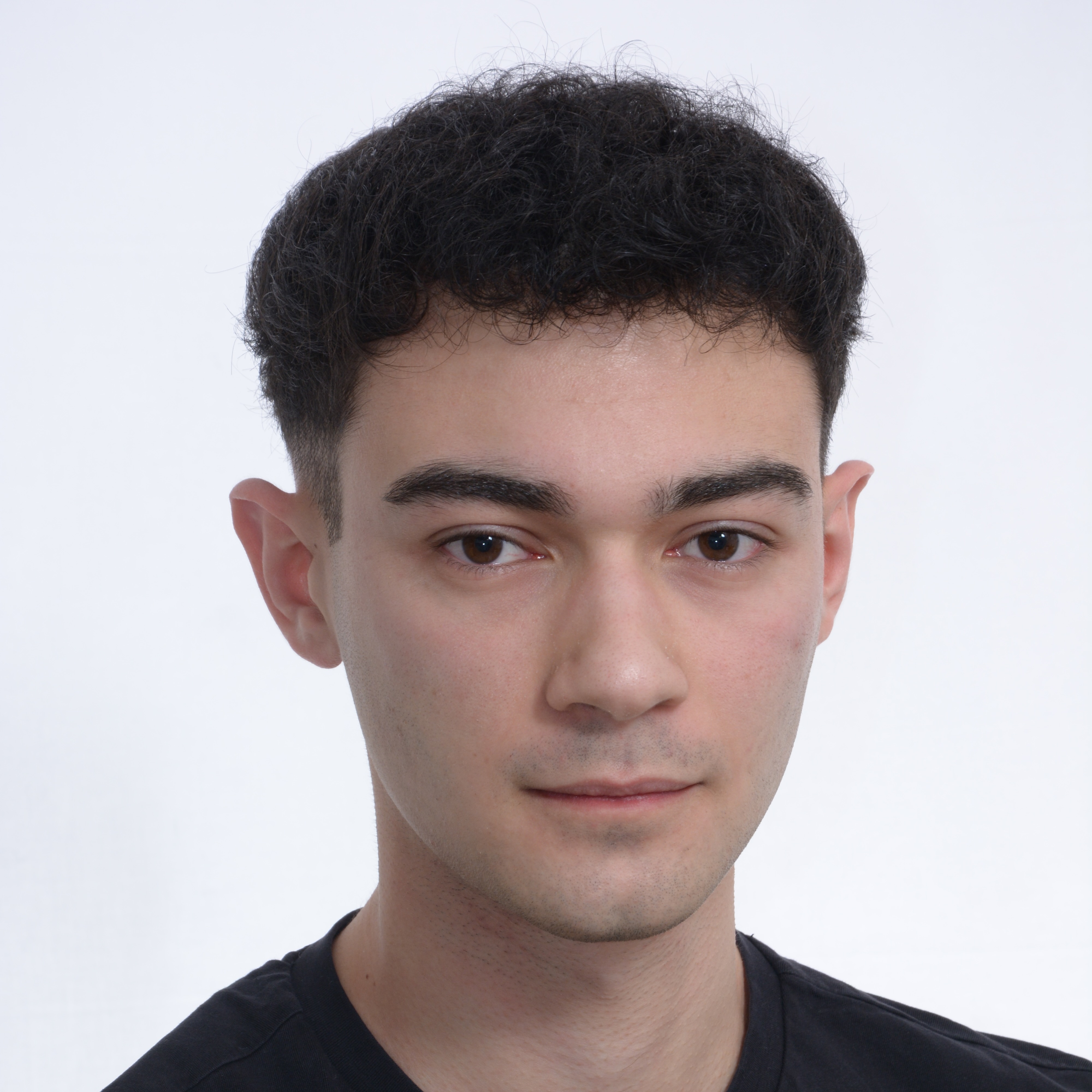 Foto ritratto di Simone Buccolieri